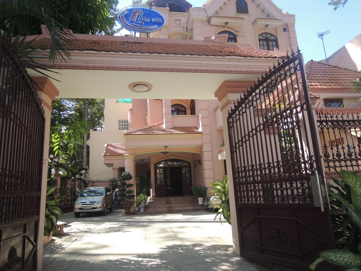 Palace Hotel 1 Tra Vinh Bagian luar foto